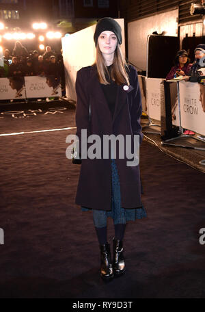 Tanya Reynolds an der weißen Krähe UK Premiere im Curzon Mayfair, London. Stockfoto