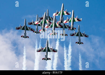 Die Frecce Tricolori ist die aerobatic Demonstration Team der Italienische Aeronautica Militare, der italienischen Luftwaffe. Stockfoto