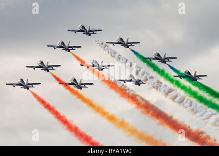 Die Frecce Tricolori ist die aerobatic Demonstration Team der Italienische Aeronautica Militare, der italienischen Luftwaffe. Stockfoto
