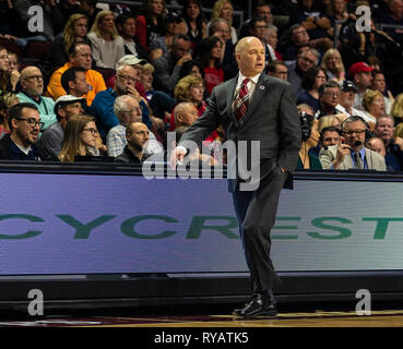 Mar 12 2019 Las Vegas, NV, USA St. Mary's Head Coach Randy Bennett während der NCAA West Coast Conference Männer Basketball Turnier Meisterschaft zwischen den Gonzaga Bulldogs und die Saint Mary's Gaels 60-47 gewinnen in der Orleans Arena in Las Vegas, NV. Thurman James/CSM Stockfoto