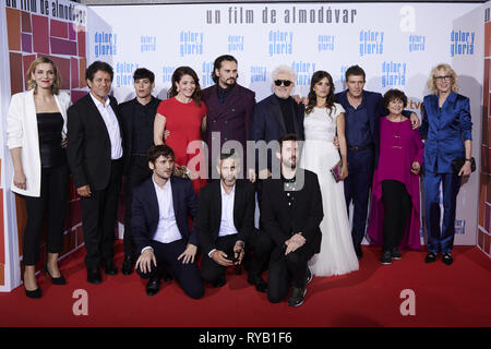 Madrid, Madrid, Spanien. 13 Mär, 2019. Nora Navas, Leonoardo Sbaraglia, Asier Etxeandia, Pedro Almodovar, Penelope Cruz, Antonio Banderas, Julieta Serrano besucht "olor y Gloria" Premiere atCapitol Kino am 13. März 2019 in Madrid, Spanien Credit: Jack Abuin/ZUMA Draht/Alamy leben Nachrichten Stockfoto