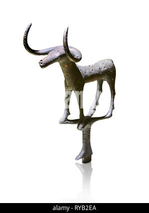 Bronzezeit Hattiergemeinschaft zeremoniellen Stier Statuette aus Bronze aus einem möglichen königliche Grab aus der Bronzezeit (2500 v. Chr. bis 2250 v. Chr.) - alacahoyuk - Museum für Anatolische Stockfoto