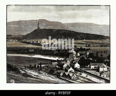 Die Abtei Craig und Wallace Monument in der Nähe von Stirling mit der Ochil Hills Stockfoto