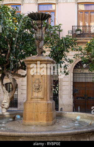 VALENCIA, Spanien - 25. Februar: Baby boy Brunnen in Valencia Spanien am 25. Februar 2019 Stockfoto