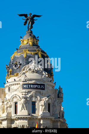 Madrid Sehenswürdigkeit Metropolis Gebäude an der Ecke der Calle de Alcalá und der Gran Via, Madrid, Spanien. Stockfoto