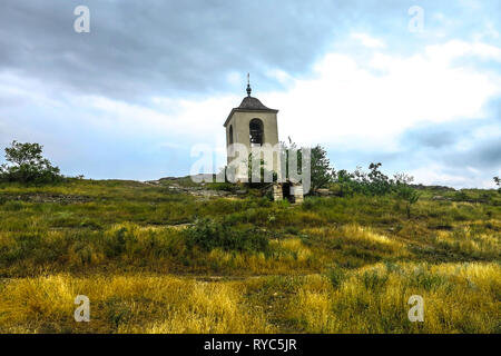 Orheiul Vechi Dorf antiken Stadt historischen Anlage Kloster Kapelle Glockenturm Stockfoto