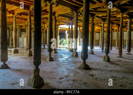 Chiwa Altstadt Juma Moschee Innenraum Holz spalten Gebete Hall Stockfoto