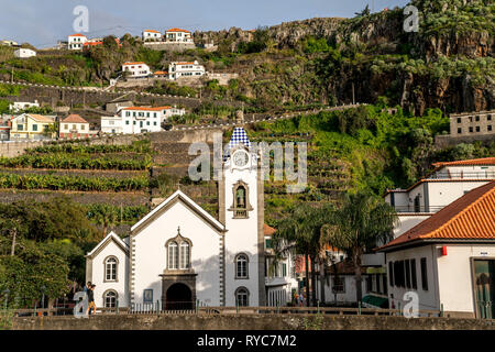 Kirche Igreja Matriz de Sao Bento in Ribeira Brava, Madeira, Portugal, Europa | Kirche Igreja Matriz de Sao Bento in Ribeira Brava, Madeira, Portugal Stockfoto