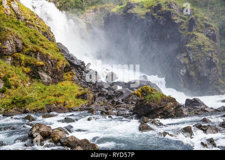 Der Teil der Latefossen, einer der größten Wasserfälle in Norwegen. Stockfoto