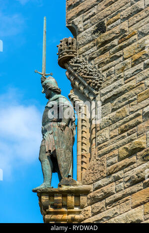 Die Wallace Statue, durch D.W. Stevenson auf dem nationalen Wallace Monument, Stirling, Stirlingshire, Schottland, UK Stockfoto