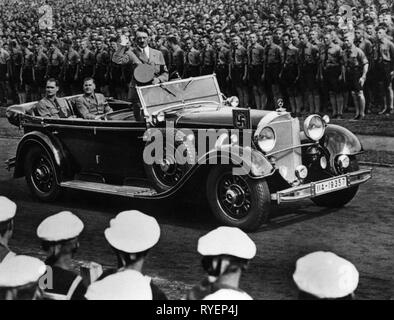 Nationalsozialismus / Nationalsozialismus, "Reichsparteitag der Freiheit", Nürnberg 10.-16.9.1935, Adolf Hitler, Rudolf Heß, Baldur von Schirach, im offenen Auto, 'Tag der Hitlerjugend", Additional-Rights - Clearance-Info - Not-Available Stockfoto