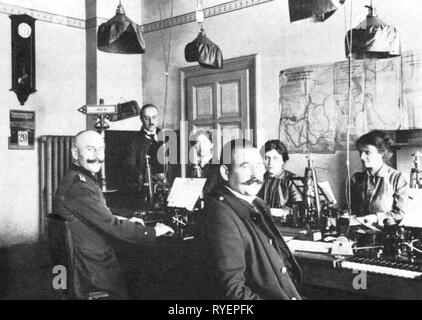 Post, Telegrafie, telegraph Office, Frankfurt am Main, Innenansicht, 1920, Additional-Rights - Clearance-Info - Not-Available Stockfoto