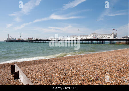 Brighton Palace Pier in der Küstenstadt Brighton, Sussex, England. Stockfoto
