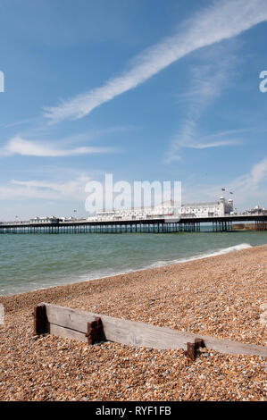 Brighton Palace Pier in der Küstenstadt Brighton, Sussex, England. Stockfoto