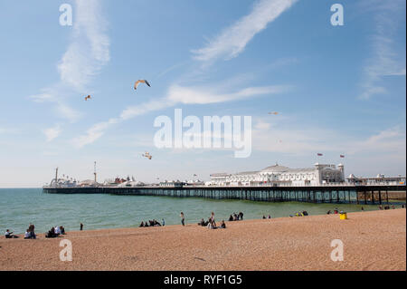 Brighton Palace Pier in der Küstenstadt Brighton, Sussex, England. Stockfoto