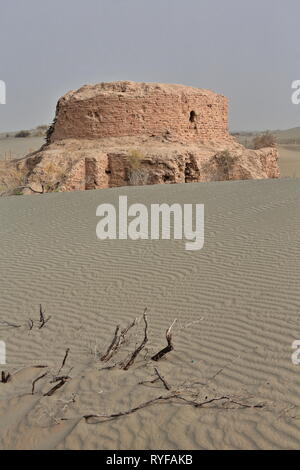 Ruinen von Rawak Stupa und Vihara-Taklamakan Desert. Xinjiang Uyghur Region-China-0020 Stockfoto