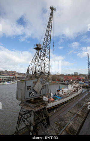 Die berühmten Harbourside Dock in der Stadt Bristol auf dem Fluss Avon, Großbritannien. Stockfoto