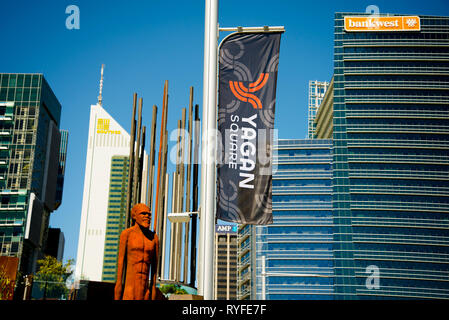 PERTH, Australien - 2. März 2019: Stadtbild von Gewerbe und neu gebaute Yagan Square Stockfoto