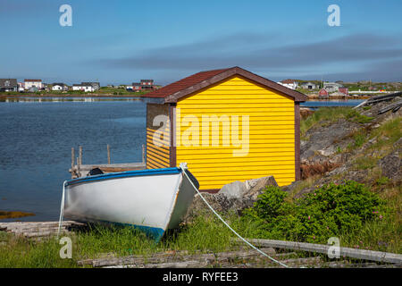 Gelbes Gebäude, Kippen, Fogo Island, Neufundland und Labrador, Kanada Stockfoto