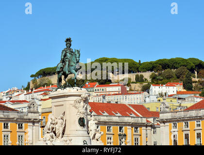 Architektur in Praca do Comercio - Kommerzielle Square, historische Sehenswürdigkeit, bekannt als Terreiro Paco in Lissabon, Portugal. Stockfoto