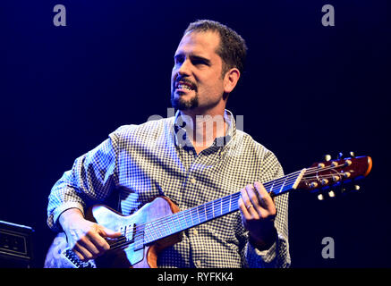 Jazz Gitarrist Charlie Hunter, spielen live in concert Stockfoto