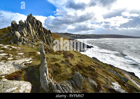 Der Blick von der Spitze des Morte Punkt an der SW-Küste, North Devon, England. nach Osten, in das Dorf von Mortehoe. Stockfoto
