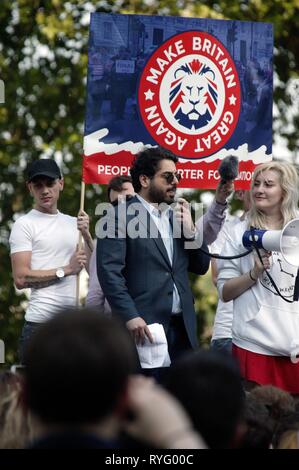 Raheem Kassam an der Freien Tommy Protest in London Stockfoto