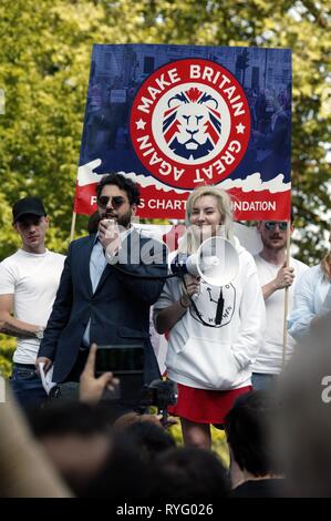 Raheem Kassam an der Freien Tommy Protest in London Stockfoto