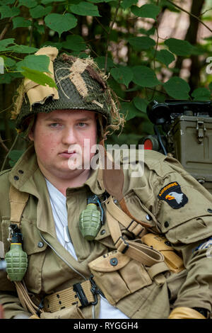 Woodhall Spa 1940 Festival - Porträt eines amerikanischen Soldaten aus 82 Airborne Diviasion des 2. Weltkrieges Stockfoto