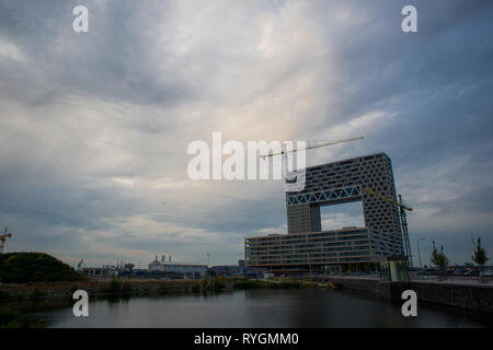 Blick auf die neue arch Gebäude an der Pontsteiger, in der Nähe des Houthaven, Amsterdam Stockfoto