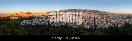 Athen Skyline bei Sonnenaufgang von der Akropolis, Griechenland Stockfoto