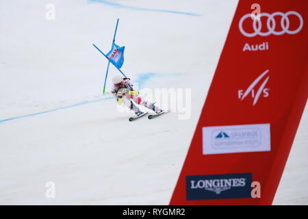 Die Tscheche Gabriela Capova beendet die erste Runde des alpinen Ski-Weltcups (Riesenslalom der Frauen) in Spindleruv Mlyn, Tschechische Republik, März 9 Stockfoto