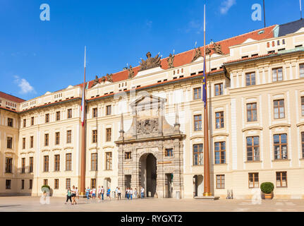 Die PRAGER BURG PRAG Pražský hrad TSCHECHISCHE REPLUBLIC EU EUROPA Stockfoto