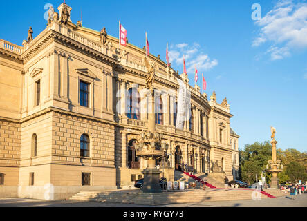 Prager Rudolfinum Concert Hall eine Musik Auditorium auf Jan Palach Platz Prag Tschechische Republik EU Europa Stockfoto