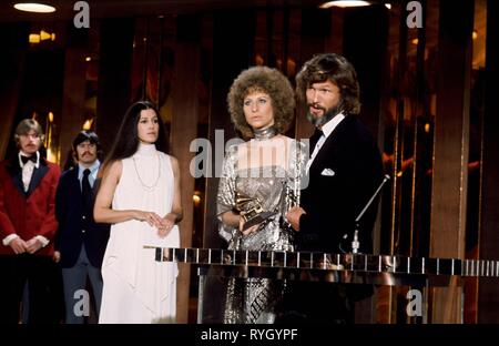 BARBRA STREISAND, Kris Kristofferson, EIN STAR WIRD GEBOREN, 1976 Stockfoto