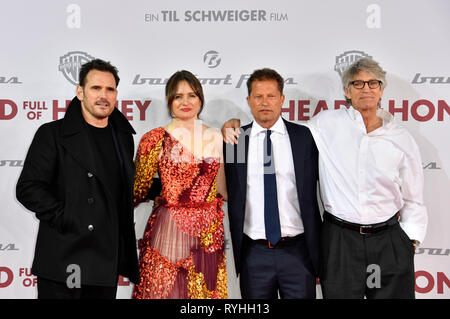 Matt Dillon, Emily Mortimer, Til Schweiger und Eric Roberts die Teilnahme an der "Kopf voll mit Honig "Europäische Premiere im Zoo Palast am 12. März 2019 in Berlin, Deutschland. Stockfoto