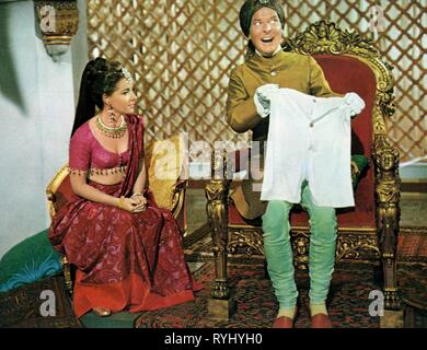 ANGELA DOUGLAS, Kenneth Williams, ... Die KHYBER, 1968 Stockfoto