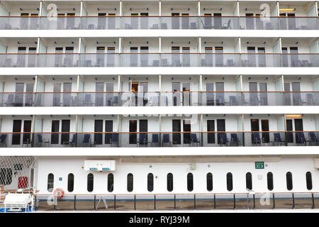 Der Carnival Legend Kreuzfahrtschiff am Overseas Passenger Terminal in Sydney, Australien. Stockfoto