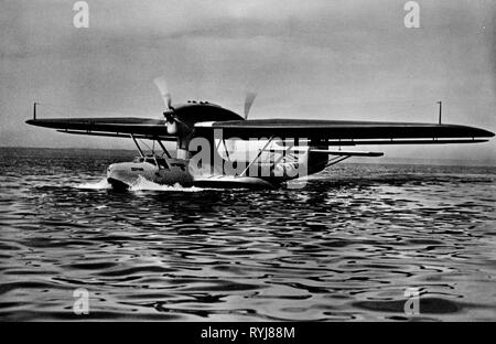 Verkehr/Transport, Luftfahrt, Wasserflugzeug, mail Flugboot Dornier Do 18 E (F) D-ARUN "zephir" der Deutschen Lufthansa, 1936, Additional-Rights - Clearance-Info - Not-Available Stockfoto