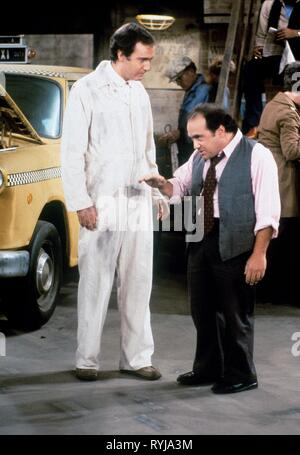 ANDY KAUFMAN, Danny Devito, TAXI, 1978 Stockfoto