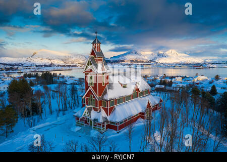 Die Lofoten sind eine Inselgruppe und eine traditionelle District in der Grafschaft von Nordland, Norwegen. Stockfoto