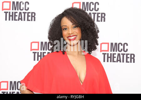 Opening Night Party für das Licht am Robert W. Wilson MCC Theater Platz - Ankünfte. Mit: Mandi Masden Wo: New York, New York, United States Wenn: 11 Feb 2019 Credit: Joseph Marzullo/WENN.com Stockfoto