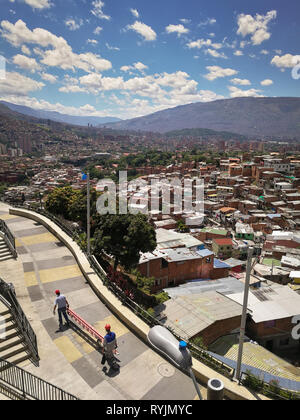 Comuna 13 Blick über Medellin, Kolumbien Stockfoto