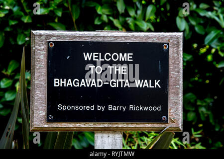 Bhagavad-Gita Spaziergang bei Bhaktivedanta Manor, Watford, Großbritannien Stockfoto