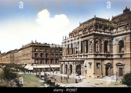 Historische Bilder der Ungarischen Staatsoper, 1911, Budapest, Andrassy Straße mit der Oper, Ungarn Stockfoto