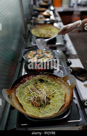 Banh Xeo, vietnamesische Pfannkuchen. Chau Doc Vietnam. Stockfoto