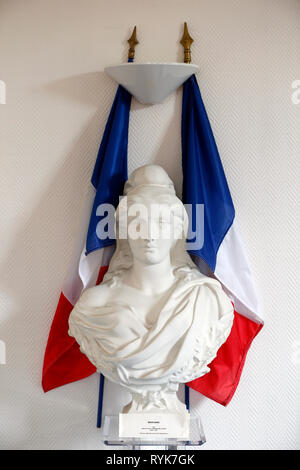 Statue von Marianne, nationales Symbol der Französischen Republik. Menthon Saint Bernard. Frankreich. Stockfoto