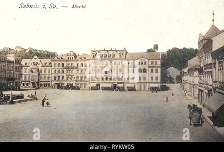 Markt, Sebnitz, Denkmäler und Gedenkstätten im Landkreis Sächsische Schweiz-Osterzgebirge, Gebäude in Sebnitz, 1920, Landkreis Sächsische Schweiz-Osterzgebirge, Deutschland Stockfoto