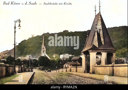 Brücken über die Saale in Bad Kösen, Stone Arch Bridges in Sachsen-Anhalt, Saale in Bad Kösen, Kirchen in Naumburg (Saale) Berghotel Wilhelmsburg, 1905, Sachsen-Anhalt, Bad Kösen, Saalebrücke mit Kirche, Deutschland Stockfoto