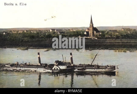 Elbe in Sachsen, Dampfschiffe in Deutschland, Kirche Boritz, 1905, Landkreis Meißen, Boritz, Blick über die Elbe mit Schlepper / Boritz Stockfoto